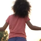 La reforma busca reducir los tiempos para que niñas, niños y adolescentes accedan a una familia.