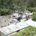 Equipos de rescate recuperaron el cuerpo hallado en una quebrada de La Vicentina, donde desapareció Nathaly Mafla.