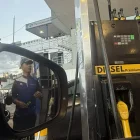El precio de las gasolinas extra, ecopaís, súper y el diésel se actualiza el 12 de cada mes en Ecuador.