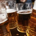 La cerveza podría bajar de precio por la reducción de impuestos que anunció Daniel Noboa.