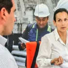 Teoría.  La Fiscalía indaga un peculado, pero no ha establecido quién incluyó la cláusula para pagar sin garantías en todos los contratos, desde Catamayo.
