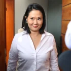 La candidata derechista a la Presidencia de Perú, Keiko Fujimori (c), fue captada el pasado 11 de junio.