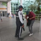 En el aeropuerto de Guayaquil reforzaron controles tras el asesinato registrado el miércoles 17 de junio.