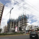 En los alrededores del parque La Carolina, en el hipercentro, buscan departamentos incluso de 25 m2.