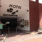 Las puertas del hotel Continental y de su restaurante La Canoa están cerradas, a la espera de un inversionista, según el propietario del edificio.