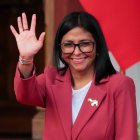 Delcy Rodriguez ordenó el despliegue de equipos de emergencia en varias ciudades tras los terremotos que golpearon Venezuela