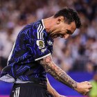 El astro argentino Lionel Messi celebra su sexto gol en la actual Copa del Mundo.
