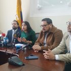 Marisol Peñaloza, alcaldesa (s) de Cuenca, encabezó una reunión con los siete asambleístas de Azuay y marcaron una agenda conjunta.