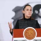 La presidenta de México, Claudia Sheinbaum, habla durante una rueda de prensa este miércoles, en Palacio Nacional de la Ciudad de México (México).