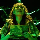 El multiverso reúne seis obras, que empezaron a presentarse en enero en el Teatro Victoria.