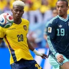 Nilson Angulo de Ecuador disputa el balón con Leroy Sané de Alemania este jueves, en un partido del grupo E del Mundial de la FIFA 2026 entre Ecuador y Alemania en el estadio MetLife de Nueva Jersey.