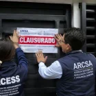 Referencial. Arcsa constantemente realiza operativos que terminan en clausuras.