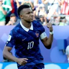 Kylian Mbappé se le fue la mano con el insulto en español.