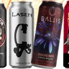 Imagen de cuatro de las 21 presentaciones que lanzó la cervecería artesanal este año, con nombres de bandas de punk y metal de la escena ecuatoriana.