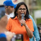 Delcy Rodríguez anuncia cambios en su gabinete mientras continúa la búsqueda de desaparecidos en Venezuela.