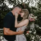 Taylor Swift y Travis Kelce el día de su compromiso