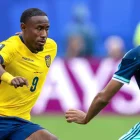 John Yeboah durante un partido de la fase de grupos de la Copa Mundial de la FIFA 2026.