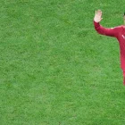 Cristiano Ronaldo saluda a la afición tras la eliminación de Portugal en el Mundial 2026.