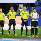 Francois Letexier (c) fue el árbitro del Argentina - Egipto del Mundial 2026. Las críticas le cayeron encima.