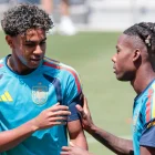 España en el Mundial 2026: los jugadores Nico Williams (der.) y Lamine Yamal durante un entrenamiento.