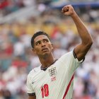 Jude Bellingham anotó los dos goles de la Selección de Inglaterra.