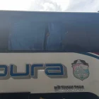 El bus de Barcelona SC terminó con varios vidrios rotos tras el ataque.