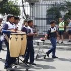 Los pregones estudiantiles, que se realizan por las fiestas de Guayaquil, atraen a turistas.