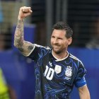 Más que una camiseta, será un símbolo en una semifinal donde cada detalle alimenta las cábalas.