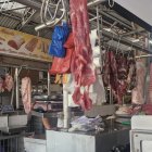 Carne para estofado, molida, fileteada y hueso carnudo integran la oferta de los mercados de Guayaquil.