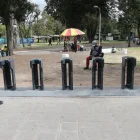 Las nuevas estaciones de QuitoBici comenzaron a instalarse en sectores estratégicos de la ciudad como parte del plan de movilidad sostenible.