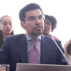 El fiscal general del Estado (e), Carlos Alarcón, defendió la actuación de la Fiscalía y afirmó que la suspensión del movimiento Amigo fue una decisión adoptada por el Tribunal Contencioso Electoral.