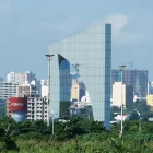 Fotografía de archivo del 19 de noviembre de 2024 que muestra el monumento Aleta del Tiburón en Barranquilla (Colombia).