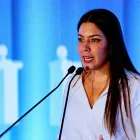 Tatiana Coronel, alcaldesa subrogante de Guayaquil, durante la sesión solemne por los 491 años de Fundación.