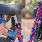 Los usuarios podrán utilizar QuitoBici hasta por 60 minutos por viaje y deberán anclar la bicicleta al finalizar el recorrido. Se activa con la tarjeta ciudad