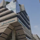 Bolivariano es reconocida por su excelencia financiera y la calidad de servicio de su personal.