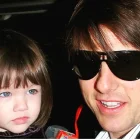 Suri Cruise junto a su padre, Tom Cruise.