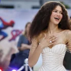 Una telaraña de cristales convirtió a Zendaya en la protagonista de la alfombra roja