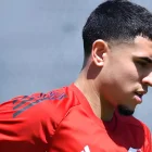 Kendry Páez aún entrena con River Plate.