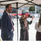En la Eloy Alfaro y República, el ministro Roberto Luque con la exviceministra de Cultura, Romina Muñoz.