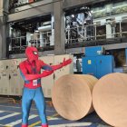 Spider-Man en la rotativa de Diario Expreso