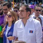 Giovanna Ubidia y Harold Burbano realizaron una marcha hasta el CNE de Pichincha.
