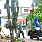 Las calles de Guayaquil muchas veces lucen sucias por el desorden ciudadano.
