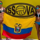 La dupla ecuatoriana Valentina Valenzuela y Gabriella White compite en el circuito SSOVA de Florida.