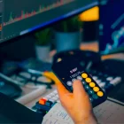 Un plan de trading bien estructurado ayuda a los inversores a gestionar el riesgo, definir estrategias y tomar decisiones con mayor disciplina.