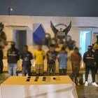 La Policía Nacional decomisó 204 paquetes de presunta marihuana durante un operativo que evitó el ingreso de 100 kilos de droga a Quito.