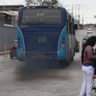 Los pasajeros esperan que la compensación económica se refleje en buses más seguros, mejor mantenidos y con un servicio de mayor calidad.