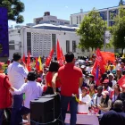La UNE y otras organizaciones sociales plantean la revocatoria del presidente Daniel Noboa.