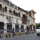 El interior de la Casa Tola es visible desde la calle Escobedo debido a la caída de la fachada, paredes y otras partes de la estructura.