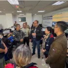 El ministro del Interior, John Reimberg, mantuvo una reunión con Carolina Andrade, secretaria de Seguridad de Quito, en el ECU 911.