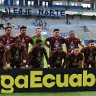 Mushuc Runa juega ante Técnico Universitario.